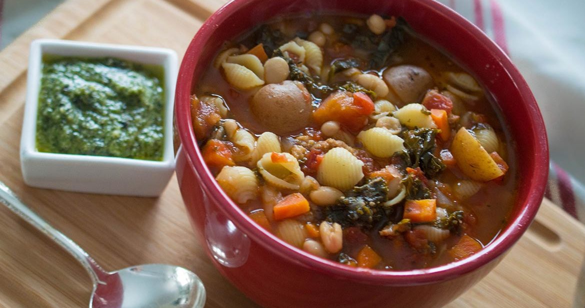 minestrone in a pot