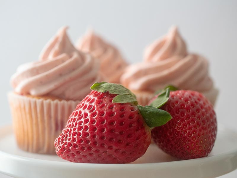 Fresh Strawberry Cupcakes with Strawberry Buttercream