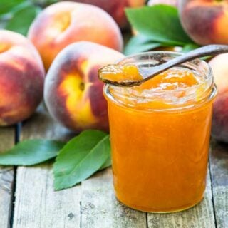 Low Sugar Peach Jam