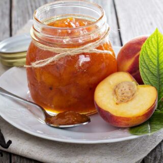 Peach Vanilla Jam (Low Sugar Recipe)