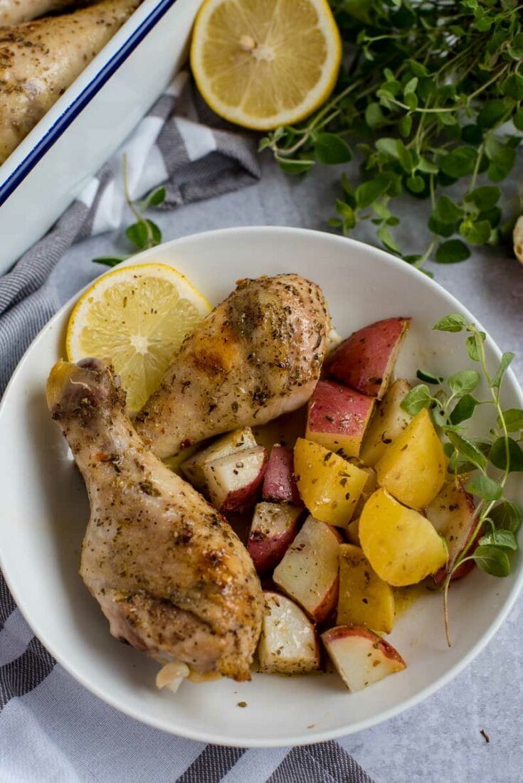 One Pan Greek Lemon Chicken and Potatoes | FoodLove.com
