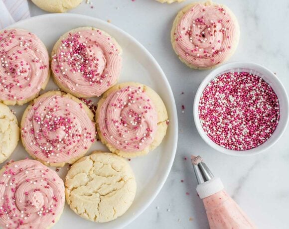 Amish Sugar Cookies with Strawberry Cream Cheese Frosting
