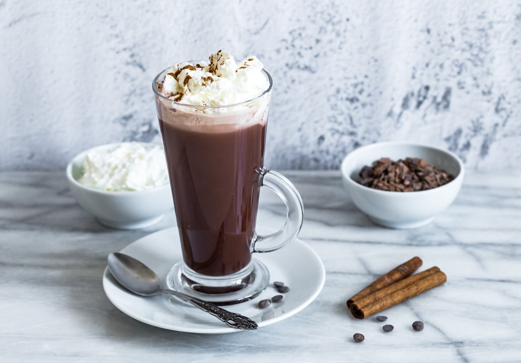 42-Calorie Almond Milk Hot Chocolate